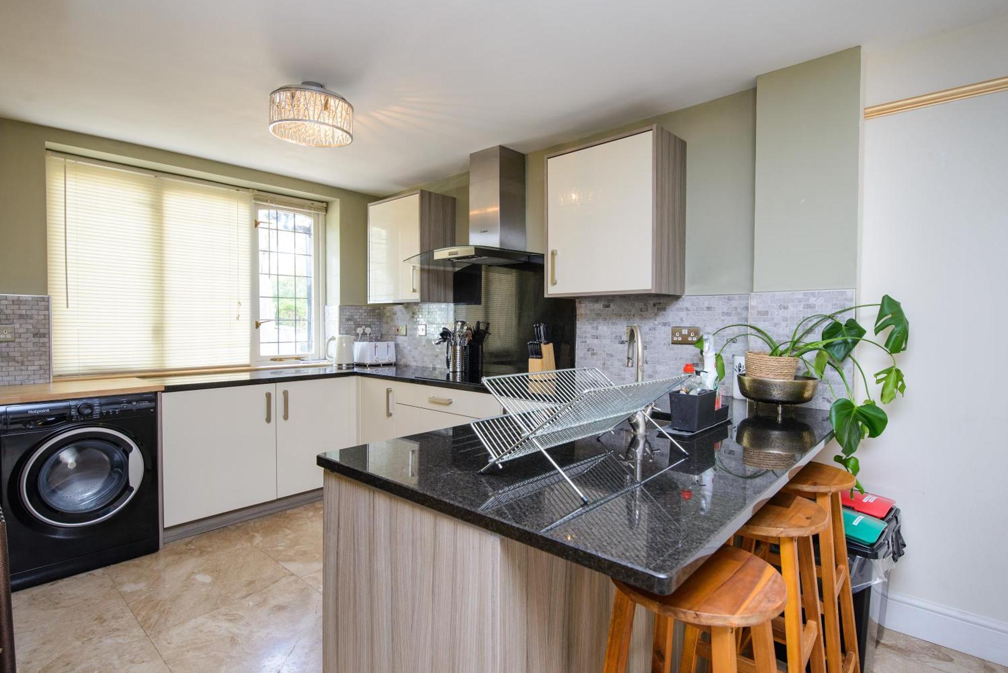 Deluxe 4 Or 5 Bed House With Hot Tub, Cinema Room Sleeps 15 Saffron Walden Εξωτερικό φωτογραφία