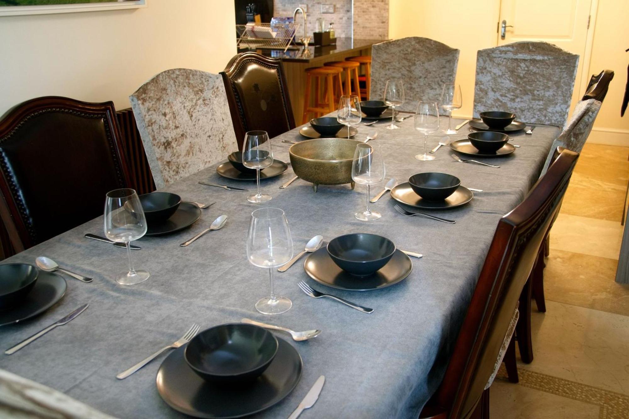 Deluxe 4 Or 5 Bed House With Hot Tub, Cinema Room Sleeps 15 Saffron Walden Εξωτερικό φωτογραφία